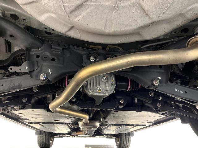 フォレスター Ｘ－ブレイク　４ＷＤ　純正ナビ　バック・サイド・フロントカメラ　　アイサイトセーフティプラス　レーダークルーズ　パワーシートセット　寒冷地仕様　パワーバックドア　禁煙車　パワーシート　デジタルインナーミラー（19枚目）