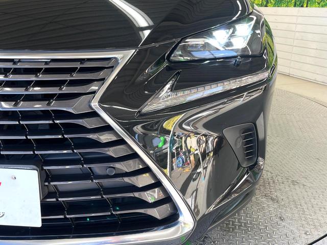 NX NX300h バージョンL サンルーフ 純正10型ナビ バックカメラ ブラインドスポットモニター カラーヘッドアップディスプレイ セーフティシステムプラス レーダークルーズ 禁煙車 ハンズフリーパワーバックドア 本革シート(12枚目)