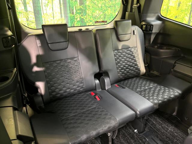 ヴォクシー S-Z 両側電動スライドドア 純正10インチナビ バックカメラ トヨタセーフティセンス レーダークルーズ 禁煙車 ハーフレザーシート 前席シートヒーター 前後ドラレコ コーナーセンサー レーンキープ(10枚目)
