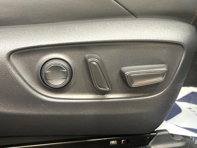 RAV4 アドベンチャー 4WD 純正10.5型ナビ バックカメラ 寒冷地仕様 トヨタセーフティセンス レーダークルーズ 禁煙車 合皮シート シートエアコン ヒーター 運転席パワーシート ドラレコ レーンキープ スマートキー(33枚目)