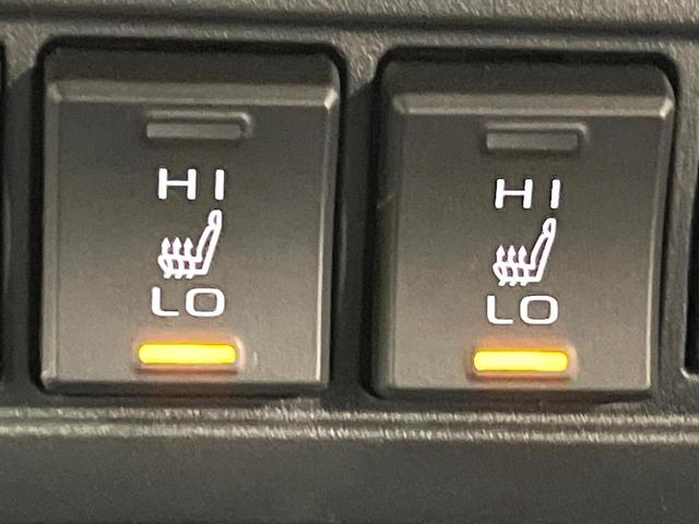 カローラクロス ハイブリッド　Ｚ　純正１０．５型ナビ　パノラミックビューモニター　トヨタチームメイト　セーフティセンス　レーダークルーズ　禁煙車　ハンズフリーパワーバックドア　シートヒーター　パワーシート　ドラレコ　レーンキープ（5枚目）