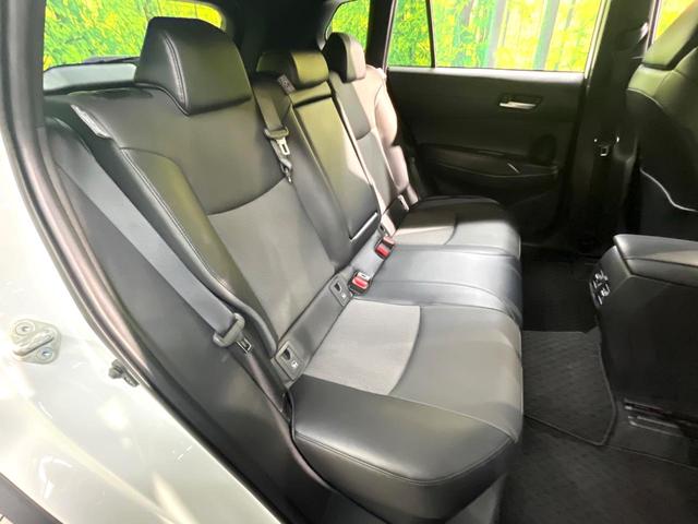 カローラクロス ハイブリッド　Ｚ　純正１０．５型ナビ　パノラミックビューモニター　トヨタチームメイト　セーフティセンス　レーダークルーズ　禁煙車　ハンズフリーパワーバックドア　シートヒーター　パワーシート　ドラレコ　レーンキープ（9枚目）