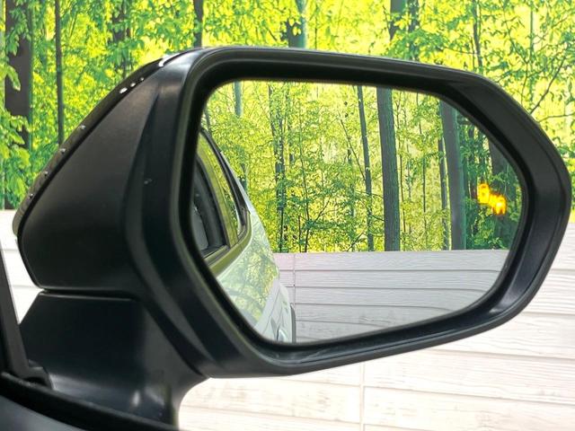 ヤリスクロス Ｚ　純正８型ナビ　パノラミックビューモニター　２トーンカラー　デイスプレイオーディオプラス　トヨタセーフティセンス　レーダークルーズ　禁煙車　ハーフレザーシート　シートヒーター　パワーシート　ドラレコ（6枚目）