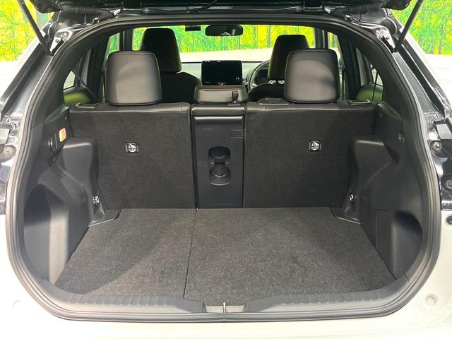 ヤリスクロス Ｚ　純正８型ナビ　パノラミックビューモニター　２トーンカラー　デイスプレイオーディオプラス　トヨタセーフティセンス　レーダークルーズ　禁煙車　ハーフレザーシート　シートヒーター　パワーシート　ドラレコ（56枚目）