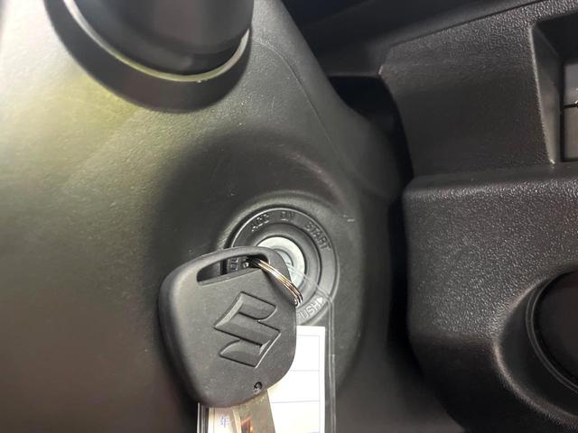 ジムニー XG 4WD MT 寒冷地仕様 デュアルブレーキサポート 禁煙車 シートヒーター ドラレコ ETC 車線逸脱警報 誤発信抑制機能 先行車発進お知らせ機能 オートライト 革巻ステアリング(45枚目)