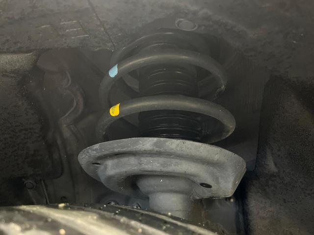 ハリアーハイブリッド G バックカメラ ブラインドスポットモニター トヨタセーフティセンス レーダークルーズ 禁煙車 パワーバックドア ハーフレザーシート パワーシート ドラレコ レーンキープ スマートキー LEDヘッド(20枚目)