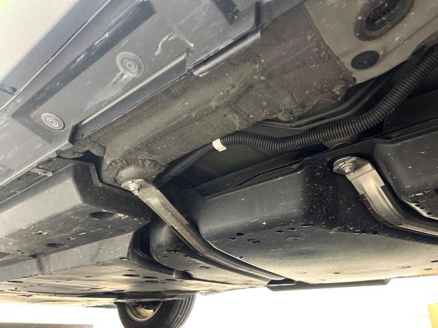 ハリアーハイブリッド G バックカメラ ブラインドスポットモニター トヨタセーフティセンス レーダークルーズ 禁煙車 パワーバックドア ハーフレザーシート パワーシート ドラレコ レーンキープ スマートキー LEDヘッド(22枚目)