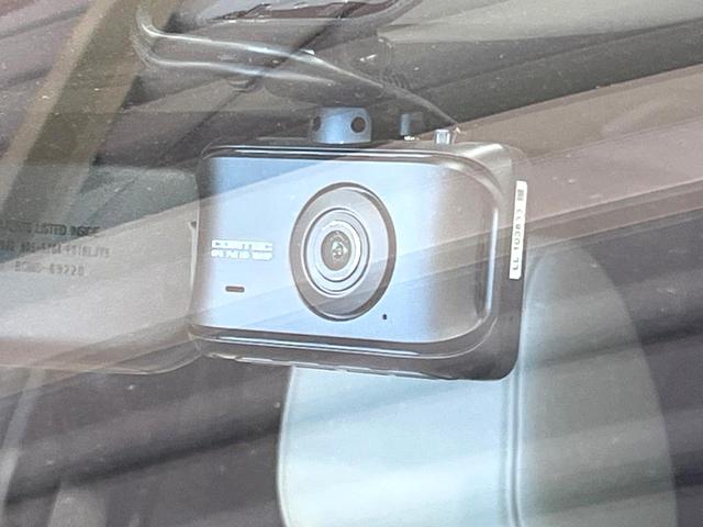 ＣＸ－６０ ＸＤ－ハイブリッド　エクスクルーシブモダン　４ＷＤ　ディーゼル　純正１２型ナビ　３６０度ビューモニター　ドライバーパーソナライゼーションシステムパッケージ　寒冷地仕様　スマートブレーキサポート　レーダークルーズ　禁煙車　パワーバックドア（59枚目）