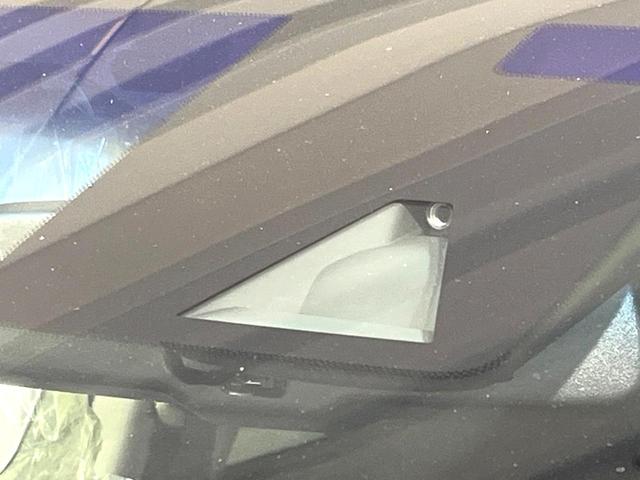 エルグランド ２５０ハイウェイスターＳ　アーバンクロム　両側電動スライドドア　純正８型ナビ　３６０度セーフティアシスト　インテリジェントクルーズコントロール　アラウンドビューモニタ－　禁煙車　寒冷地仕様　ハーフレザー　ドラレコ　クリアランスソナー（3枚目）