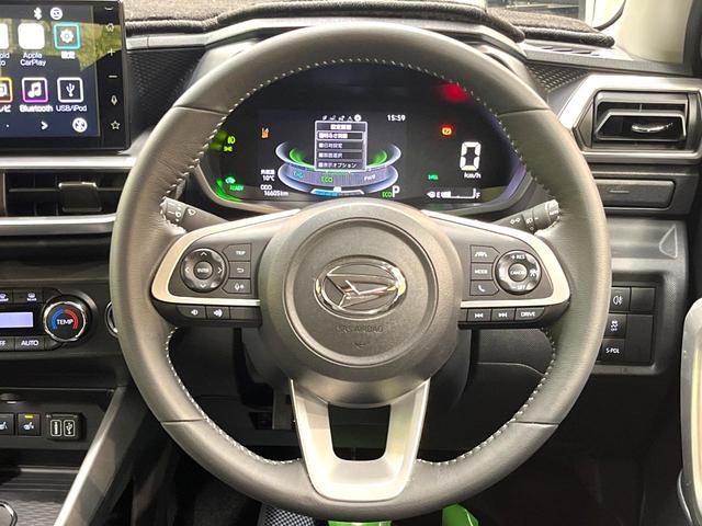 ロッキー プレミアムG HEV 9型ディスプレイオーディオ バックカメラ スマートアシスト レーダークルーズ 禁煙車 ハーフレザーシート シートヒーター コーナーセンサー レーンキープ スマートキー LEDヘッド オートライト(11枚目)