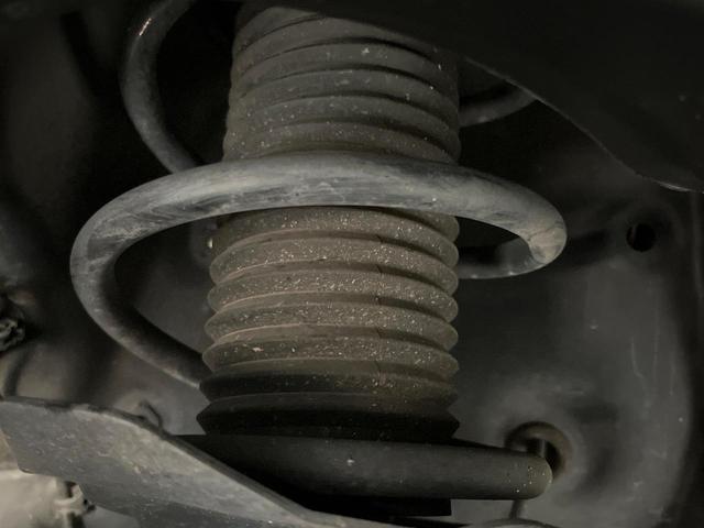 ロッキー プレミアムG HEV 9型ディスプレイオーディオ バックカメラ スマートアシスト レーダークルーズ 禁煙車 ハーフレザーシート シートヒーター コーナーセンサー レーンキープ スマートキー LEDヘッド オートライト(20枚目)