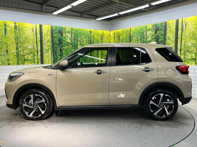 ロッキー プレミアムG HEV 9型ディスプレイオーディオ バックカメラ スマートアシスト レーダークルーズ 禁煙車 ハーフレザーシート シートヒーター コーナーセンサー レーンキープ スマートキー LEDヘッド オートライト(27枚目)