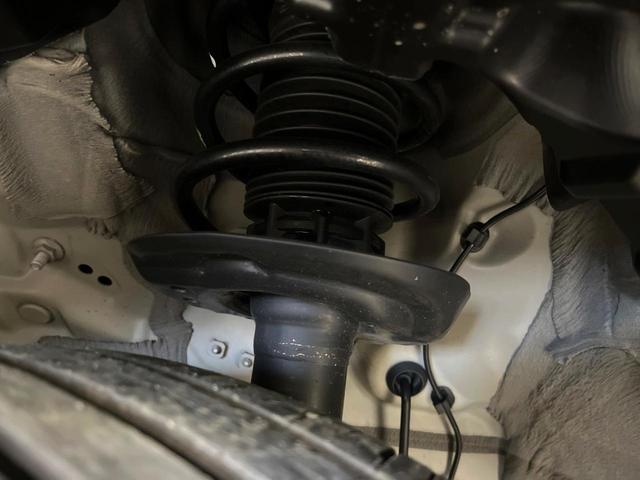 ヤリスクロス Z 純正ナビ パノラミックビューモニター ブラインドスポットモニター トヨタセーフティセンス レーダークルーズ 禁煙車 ハーフレザーシート シートヒーター コーナーセンサー レーンキープ スマートキー(20枚目)