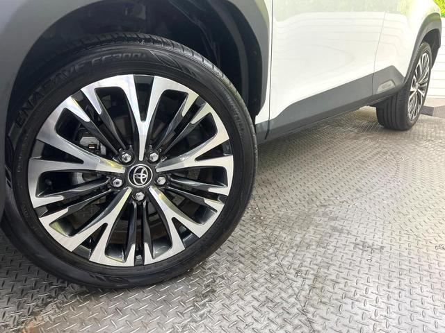 ヤリスクロス Ｚ　純正ナビ　パノラミックビューモニター　セーフティセンス　レーダークルーズ　禁煙車　ブラウン合皮シート　前席シートヒーターパワーシート　レーンキープ　スマートキー　ＬＥＤヘッド　ＥＴＣ（13枚目）