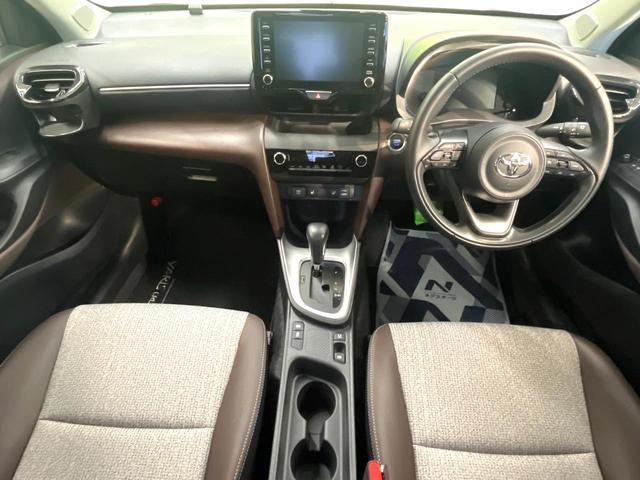 ヤリスクロス Z 純正ナビ パノラミックビューモニター ブラインドスポットモニター ハンズフリーパワーバックドア トヨタセーフティセンス レーダークルーズ 禁煙車 ハーフレザーシート 前席シートヒーター パワーシート(2枚目)