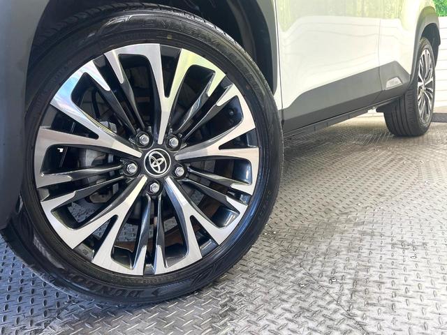 ヤリスクロス Z 純正ナビ パノラミックビューモニター ブラインドスポットモニター ハンズフリーパワーバックドア トヨタセーフティセンス レーダークルーズ 禁煙車 ハーフレザーシート 前席シートヒーター パワーシート(13枚目)