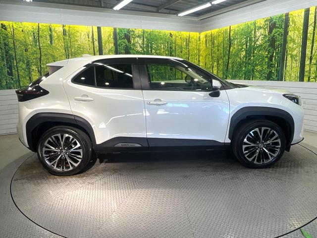 ヤリスクロス Z 純正ナビ パノラミックビューモニター ブラインドスポットモニター ハンズフリーパワーバックドア トヨタセーフティセンス レーダークルーズ 禁煙車 ハーフレザーシート 前席シートヒーター パワーシート(27枚目)