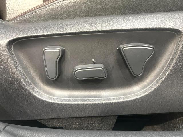 ヤリスクロス Z 純正ナビ パノラミックビューモニター ブラインドスポットモニター ハンズフリーパワーバックドア トヨタセーフティセンス レーダークルーズ 禁煙車 ハーフレザーシート 前席シートヒーター パワーシート(35枚目)