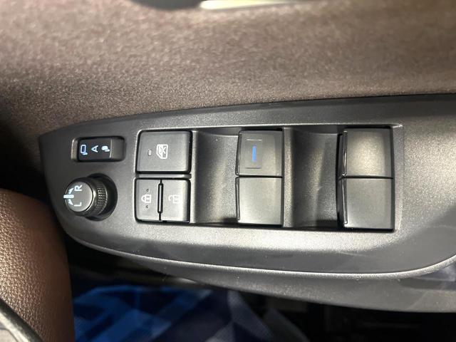 ヤリスクロス ハイブリッドZ 純正ナビ セーフティセンス レーダークルーズ 禁煙車 パノラミックビューモニター パワーバックドア パワーシート シートヒーター クリアランスソナー ドラレコ ハーフレザーシート ETC(37枚目)