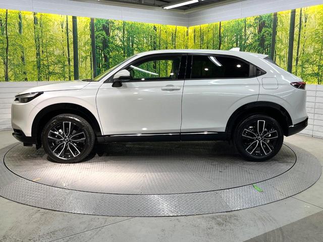 ヴェゼル ｅ：ＨＥＶ　Ｚ　登録済未使用車　純正９型ナビ　マルチビューカメラシステム　プレミアムオーディオ　ホンダセンシング　アダプティブクルーズ　パワーバックドア　ハーフレザーシート　シートヒーター　クリアランスソナー（25枚目）