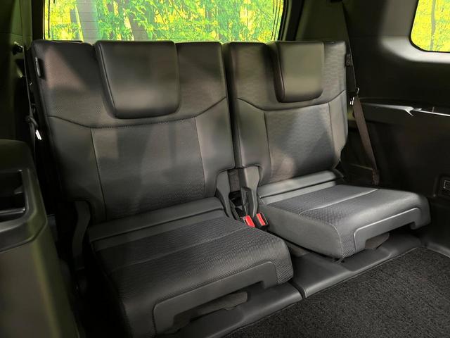 ランドクルーザー２５０ ＶＸ　４ＷＤ　７人乗　ムーンルーフ　純正１２型ナビ　セーフティセンス　レーダークルーズ　パノラミックビューモニター　寒冷地仕様　禁煙車　パワーバックドア　革シート　パワーシート　シートエアコン　スマートキー（33枚目）