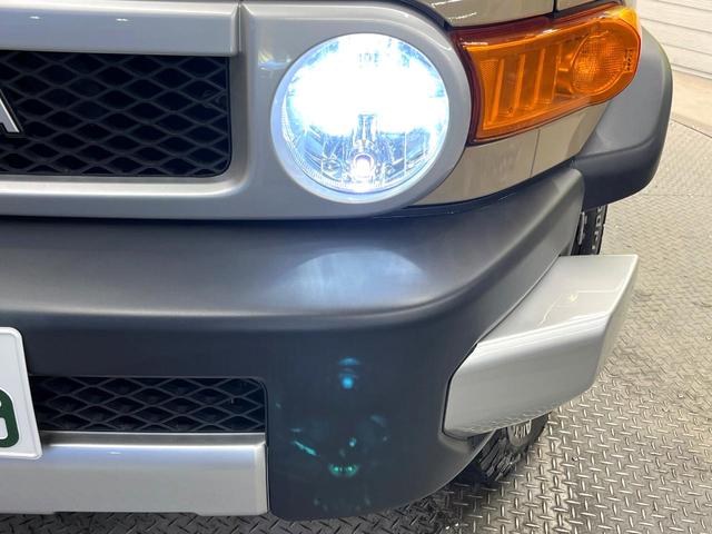 ＦＪクルーザー カラーパッケージ　４ＷＤ　純正ナビ　バックカメラ　アクティブトラクションコントロール　リアデフロック　寒冷地仕様　禁煙車　オールテレーン　２トーンカラー　リヤコーナーセンサー　ＨＩＤヘッド　ＥＴＣ　クルコン　地デジ（12枚目）