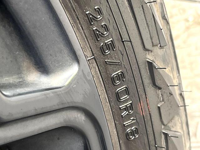 ＲＡＶ４ アドベンチャー　オフロードパッケージ　９型ＳＤナビ　バックカメラ　トヨタセーフティセンス　レーダークルーズ　禁煙車　パワーシート　ＬＥＤヘッド　ＥＴＣ　オートマチックハイビーム　レーンキープ　先行車発進告知機能　オートライト（24枚目）