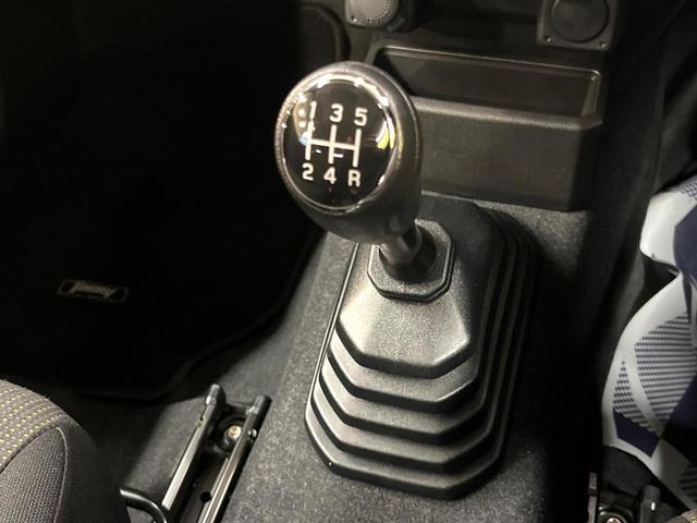 ジムニー XL 4WD 5MT ターボ Panasonic製ナビ 寒冷地仕様 RAYS製アルミホイール 禁煙車 撥水加工シート 前席シートヒーター スマートキー ETC 1オーナー オートライト オートエアコン(41枚目)