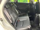 後部座席も気になるようなキズ・汚れやへたり等、大きなダメージはなく、良好な状態です。