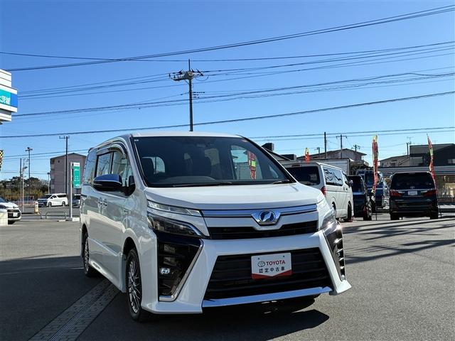 ヴォクシー ハイブリッドＺＳ　煌　フルセグ　メモリーナビ　バックカメラ　衝突被害軽減システム　ＥＴＣ　ドラレコ　乗車定員７人　３列シート　ワンオーナー　記録簿（10枚目）