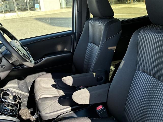 ヴォクシー ハイブリッドＺＳ　煌　フルセグ　メモリーナビ　バックカメラ　衝突被害軽減システム　ＥＴＣ　ドラレコ　乗車定員７人　３列シート　ワンオーナー　記録簿（34枚目）