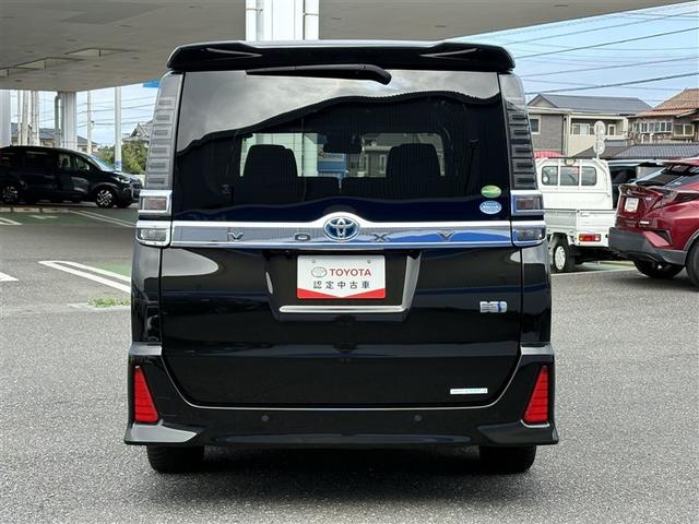 ヴォクシー ハイブリッドＺＳ　フルセグ　メモリーナビ　後席モニター　バックカメラ　衝突被害軽減システム　ＥＴＣ　乗車定員７人　３列シート　ワンオーナー　記録簿（5枚目）
