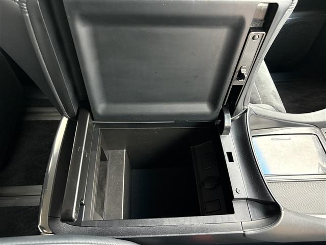 ヴェルファイアハイブリッド ZR 4WD フルセグ メモリーナビ 後席モニター バックカメラ 衝突被害軽減システム ETC ドラレコ 乗車定員7人 3列シート ワンオーナー 記録簿(23枚目)