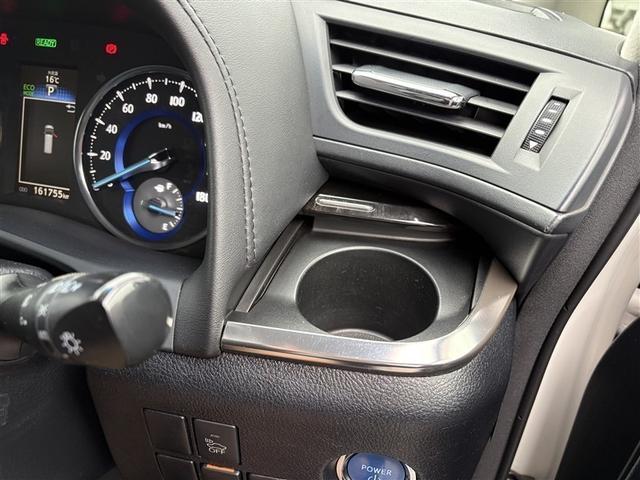 ヴェルファイアハイブリッド ZR 4WD フルセグ メモリーナビ 後席モニター バックカメラ 衝突被害軽減システム ETC ドラレコ 乗車定員7人 3列シート ワンオーナー 記録簿(26枚目)