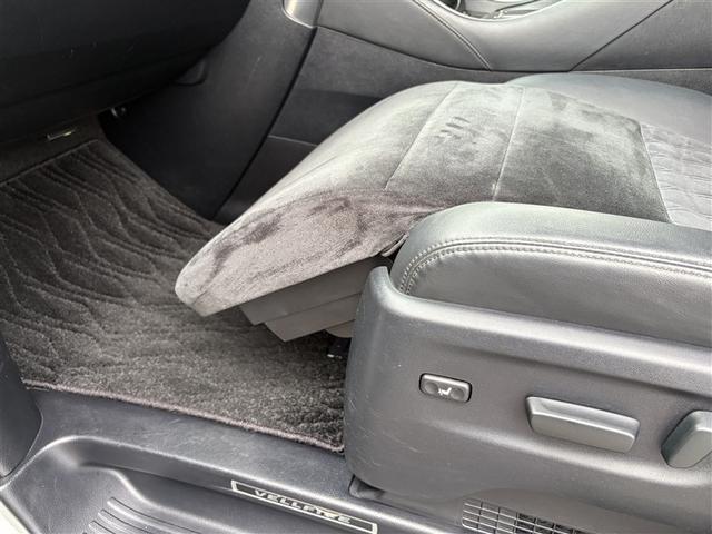 ヴェルファイアハイブリッド ZR 4WD フルセグ メモリーナビ 後席モニター バックカメラ 衝突被害軽減システム ETC ドラレコ 乗車定員7人 3列シート ワンオーナー 記録簿(32枚目)