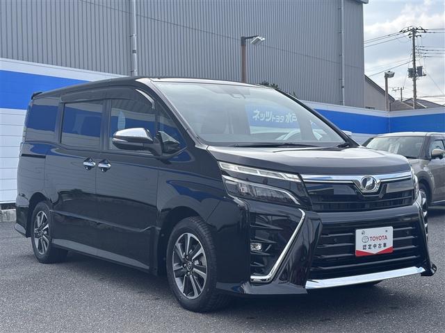 ヴォクシー ZS フルセグ メモリーナビ バックカメラ 衝突被害軽減システム ETC 乗車定員7人 3列シート ワンオーナー 記録簿(6枚目)