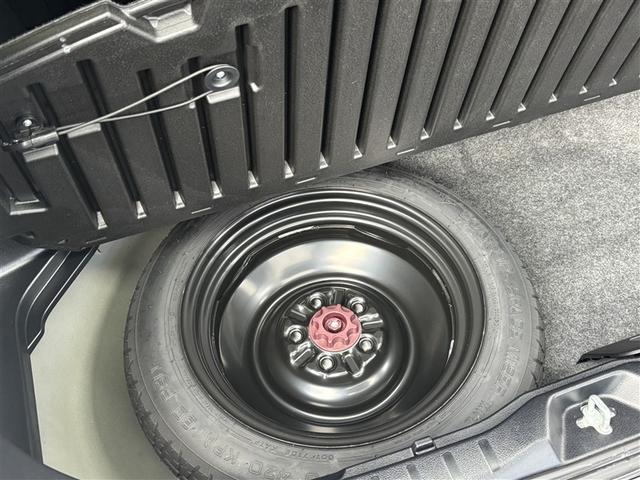 ヴォクシー ZS フルセグ メモリーナビ バックカメラ 衝突被害軽減システム ETC 乗車定員7人 3列シート ワンオーナー 記録簿(10枚目)