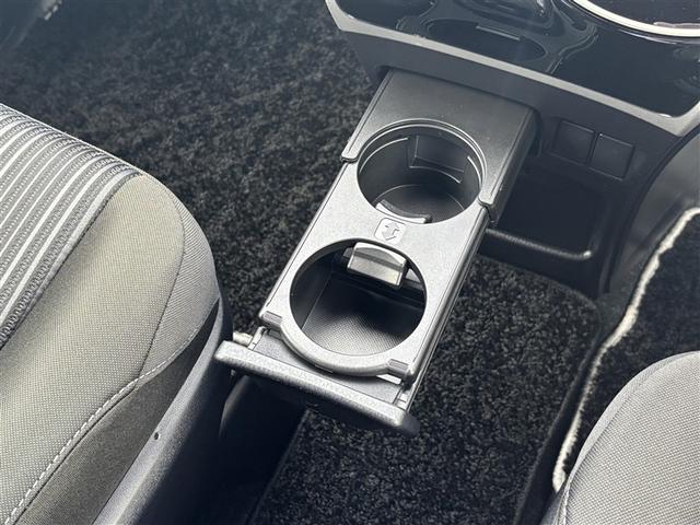 ヴォクシー ZS フルセグ メモリーナビ バックカメラ 衝突被害軽減システム ETC 乗車定員7人 3列シート ワンオーナー 記録簿(25枚目)