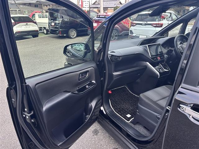 ヴォクシー ZS フルセグ メモリーナビ バックカメラ 衝突被害軽減システム ETC 乗車定員7人 3列シート ワンオーナー 記録簿(29枚目)