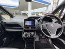 ハイブリッドＺＳ　フルセグ　メモリーナビ　後席モニター　バックカメラ　衝突被害軽減システム　ＥＴＣ　乗車定員７人　３列シート　ワンオーナー　記録簿（18枚目）