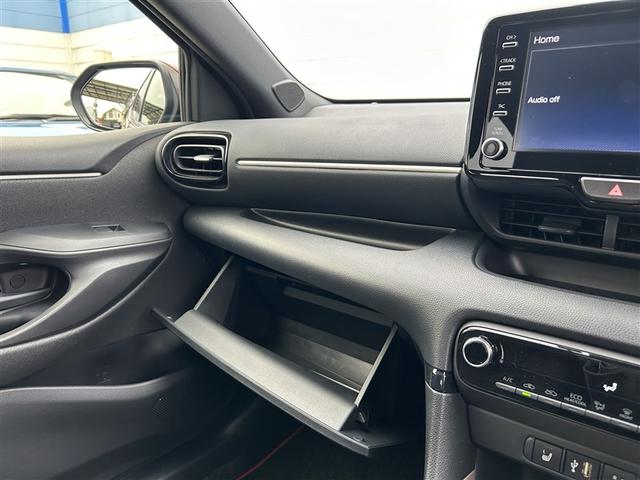 ヤリス Z バックカメラ 衝突被害軽減システム ETC ワンオーナー 記録簿(30枚目)