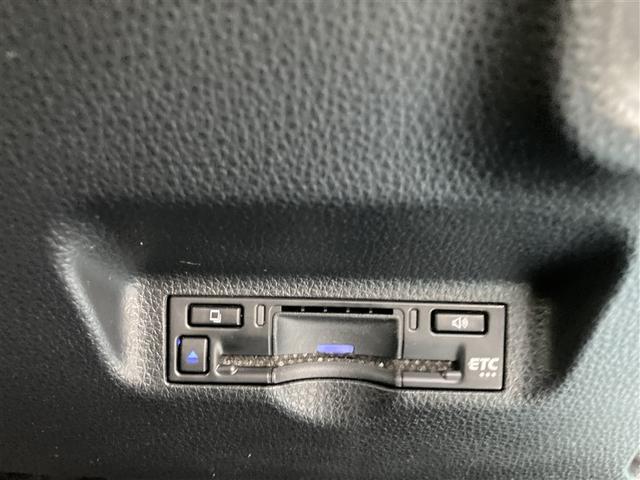 シエンタ ハイブリッドＺ　フルセグ　メモリーナビ　バックカメラ　衝突被害軽減システム　ＥＴＣ　両側電動スライド　ＬＥＤヘッドランプ　乗車定員７人　３列シート　ワンオーナー　記録簿（22枚目）
