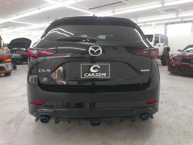 ＣＸ－５ ２５Ｓ　スポーツアピアランス　ワンオーナー　カスタムカー　運転支援システム　３６０°カメラ　エアロ　社外グリル　車高調　社外アルミ　黒革シート　パワーバックドア　ステアリングヒーター　シートヒーター　パワーシート　ＳＤナビ（16枚目）