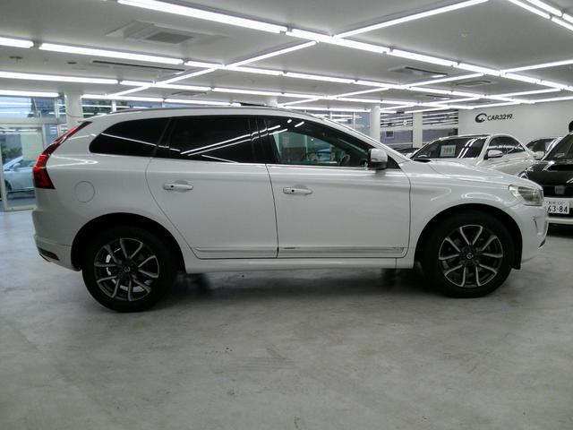 ＸＣ６０ Ｄ４　ＡＷＤ　モーメンタム　ワンオーナー　シティセーフティー　リアエンターテイメント　サンルーフ　レーダークルコン　レザーシート　ドラレコ　シートヒーター　パワーシート　メモリーシート　ＨＤＤナビ　バックカメラ　ＥＴＣ　フルセグ（18枚目）