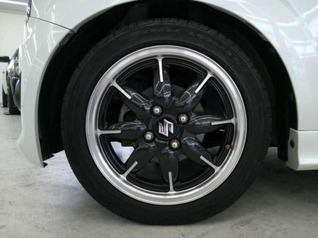 アルトターボＲＳ ベースグレード　カスタムターボカー　社外２本出しマフラー　ローダウン　レーダーブレーキサポート　レザー調シートカバー　タワーバー　シートヒーター　ＳＤナビ　バックカメラ　フルセグ　Ｂｌｕｅｔｏｏｔｈ接続可　ＥＴＣ（28枚目）