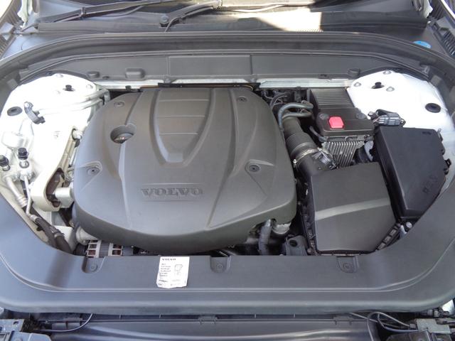ＸＣ６０ Ｄ４　ＡＷＤ　モーメンタム　シティーセーフティ　ＡＣＣ　レーンキープ　ブラインドスポット　アダプティブＬＥＤ　ナビ　地デジ視聴　ＢＴ接続　ＥＴＣ　全周囲カメラ　シートヒーター　ステアリングヒーター　パワーバックドア　１８ＡＷ（35枚目）