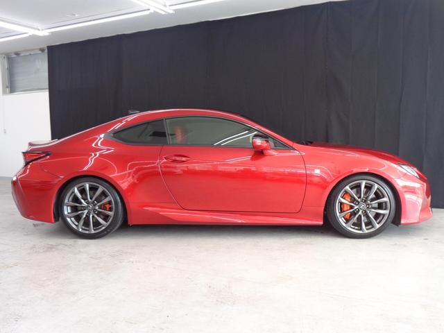 当店では、お客様のご来店に合わせて店頭に展示車を準備させていただいております。ご来店時に、店頭に現車がない場合もありますので、予めお電話にてご確認ください！フリーダイヤルまで