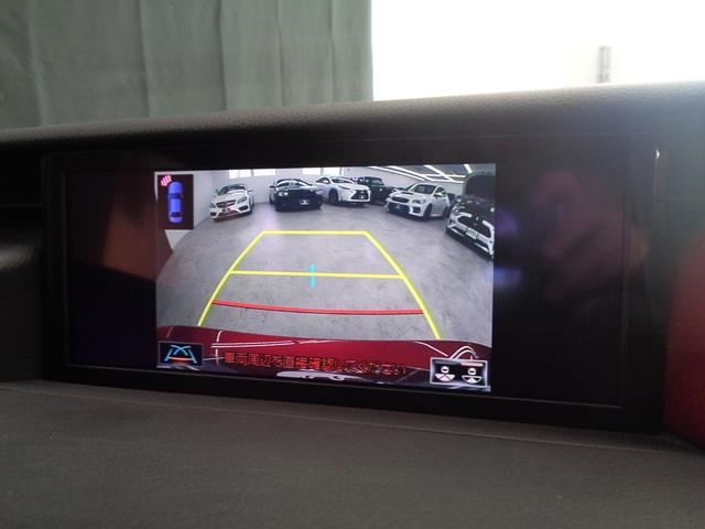 バックカメラ装着車です。