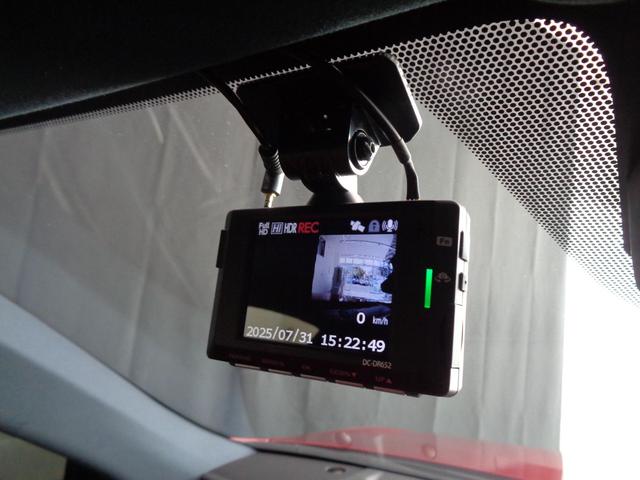 ドラレコ装着車です。