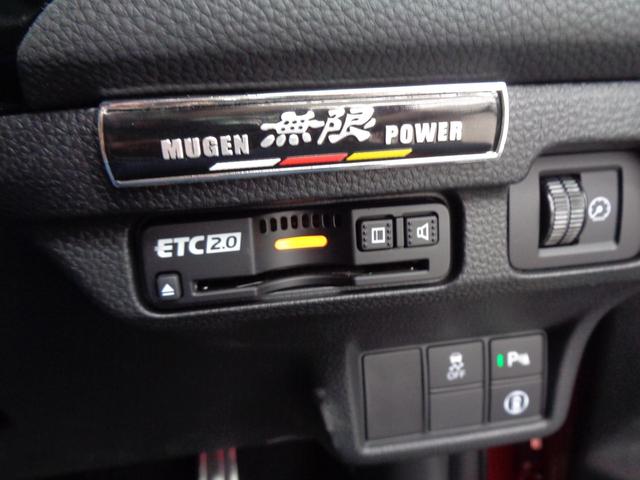 シビック ＥＸ　ＳＰＯＯＮダウンサス　ロッソモデロマフラー　純正６速　純正ナビ　地デジ　ＢＴ接続　ホンダセンシング　ＡＣＣ　ＢＳＭ　ＬＥＤライト　オートハイビーム　パワーシート　シートヒーター　純正１８ＡＷ（26枚目）